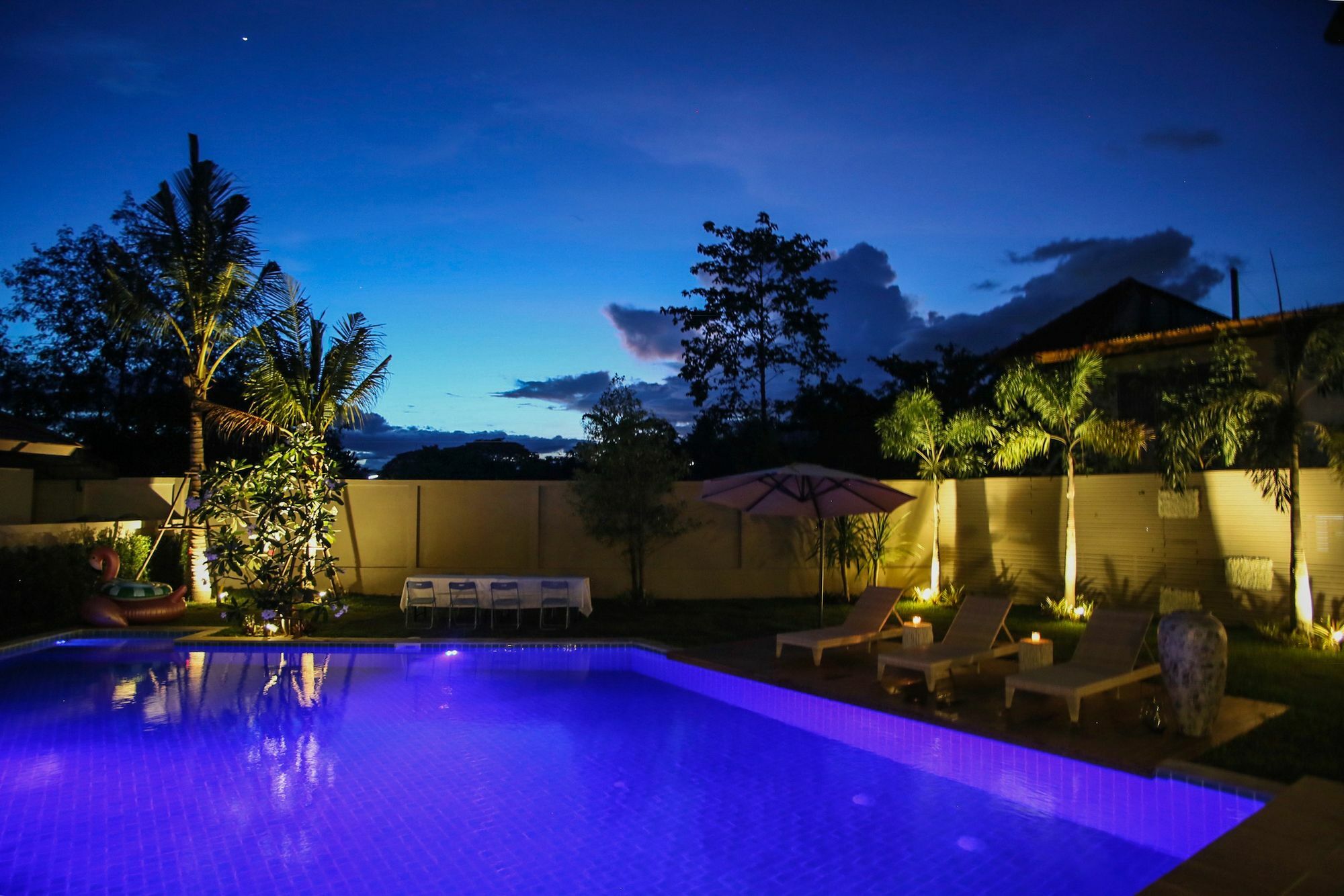 Moin 1617 Luxury Double-Pool Villa เชียงใหม่ ภายนอก รูปภาพ
